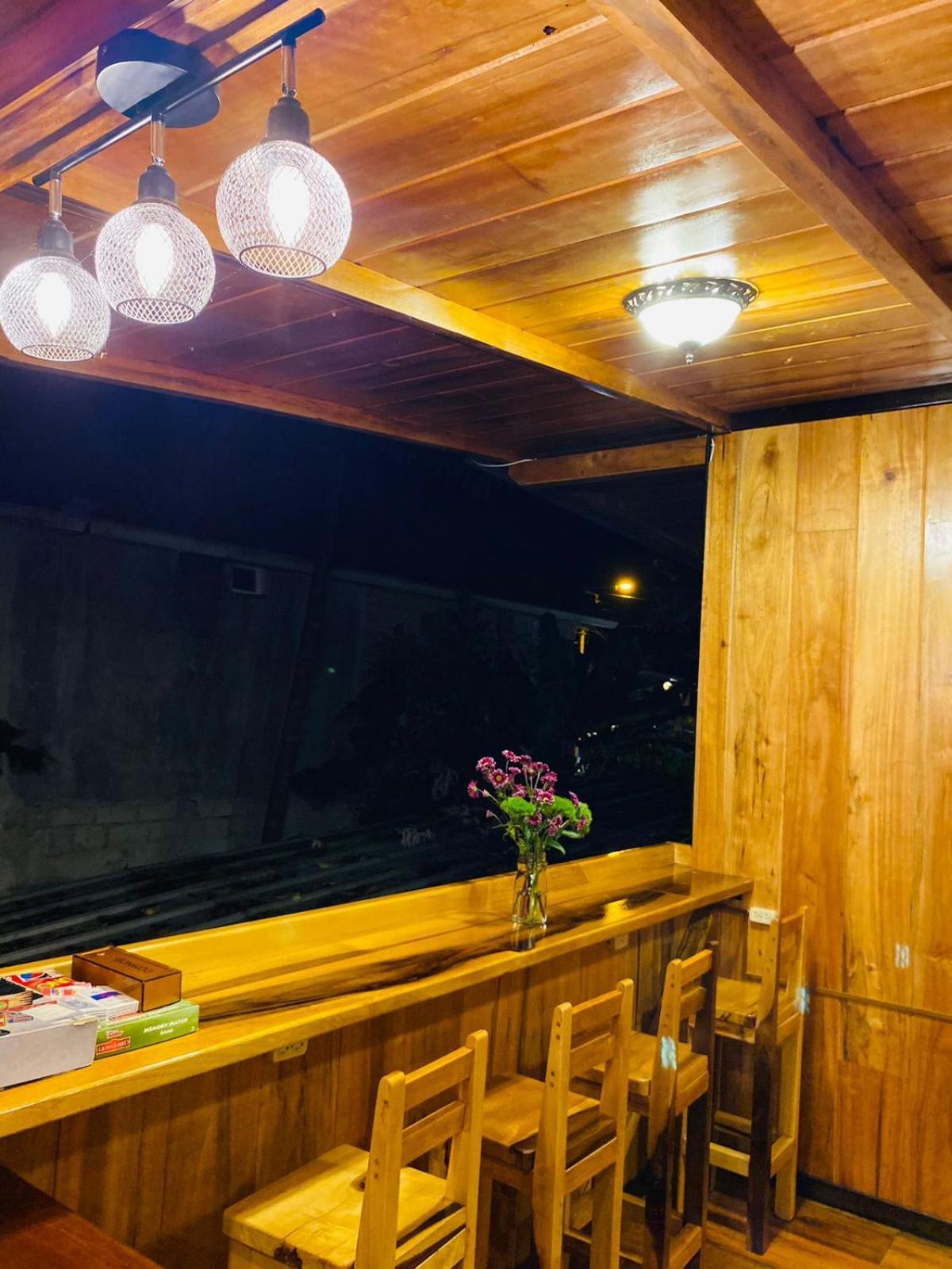 Guayabo Hostal Mindo Exteriör bild