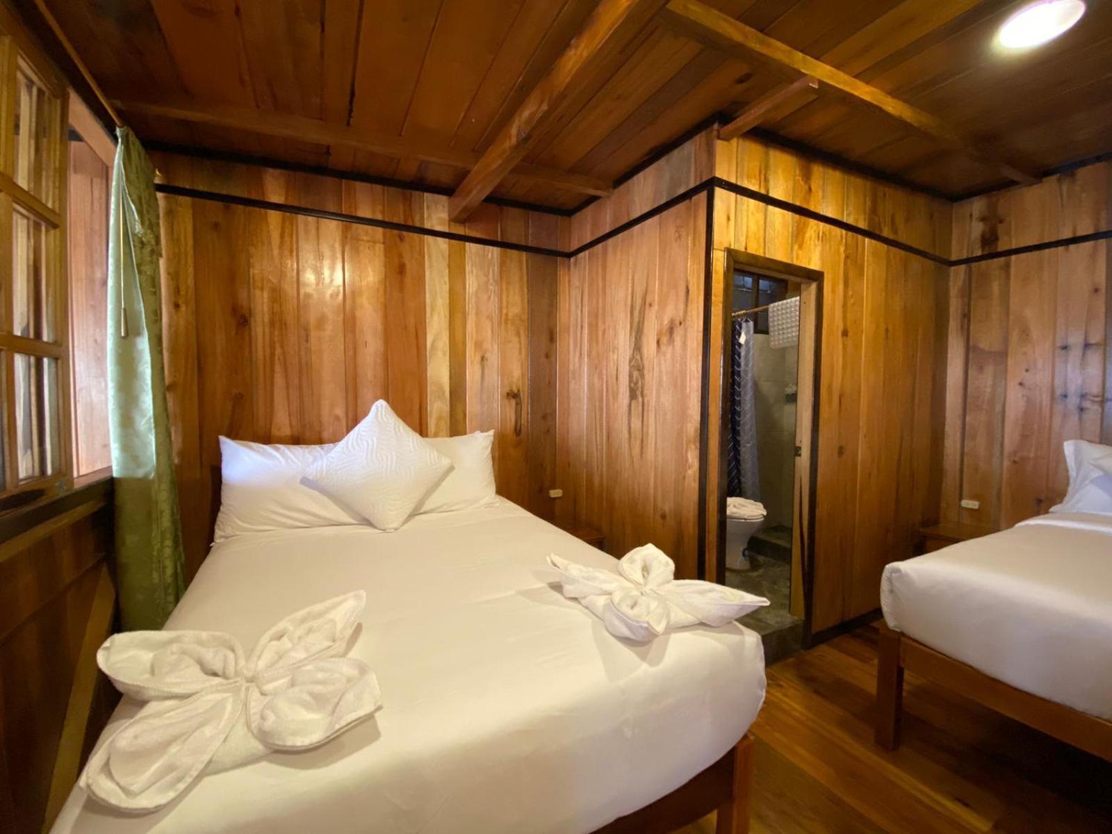 Guayabo Hostal Mindo Rum bild