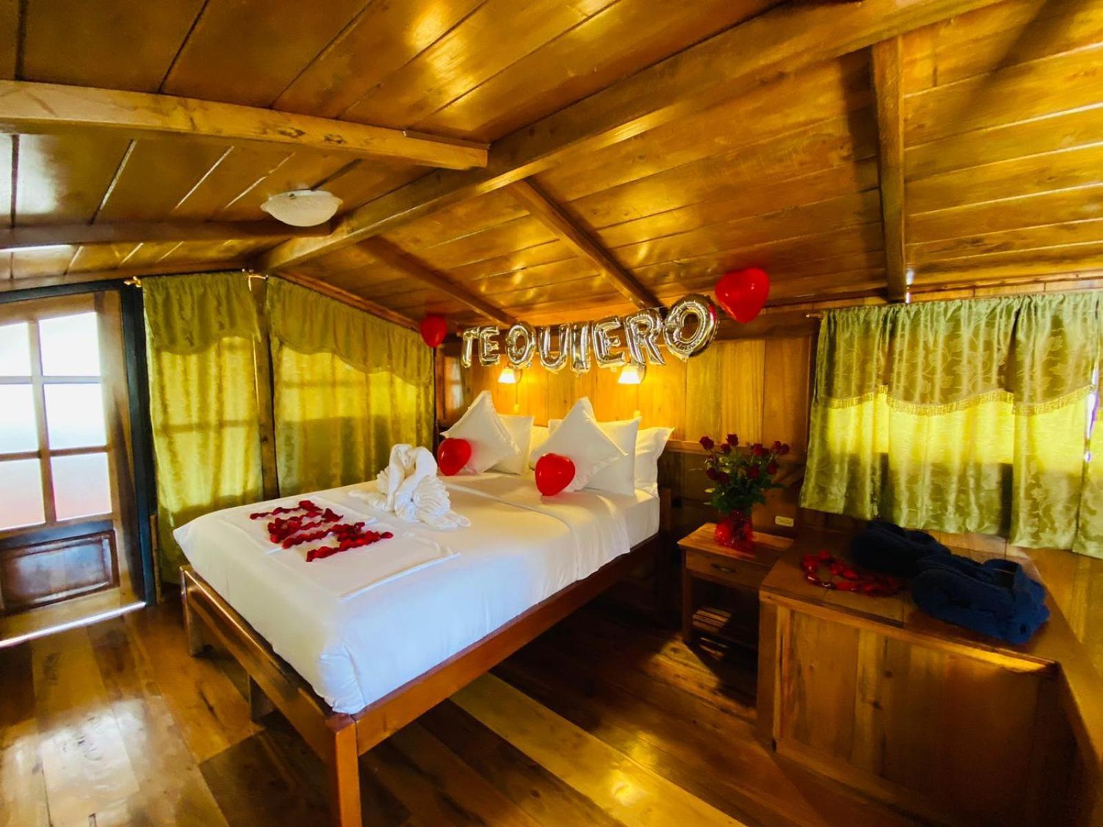 Guayabo Hostal Mindo Rum bild